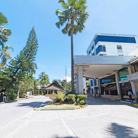 Reddoorz Premium @ The Ritz Garden Oases 호텔 Davao City 외부 사진
