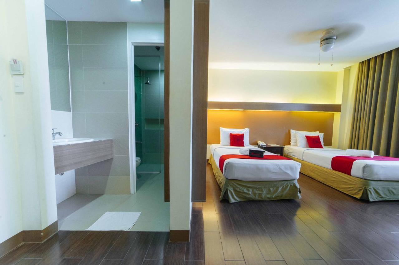 Reddoorz Premium @ The Ritz Garden Oases 호텔 Davao City 외부 사진